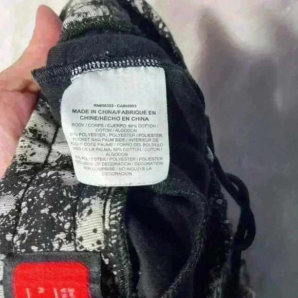 Nike Kids Black/White Splatter Athletic Bike Shorts Deep Zip Pocket Summer Fun - Picture 9 of 10